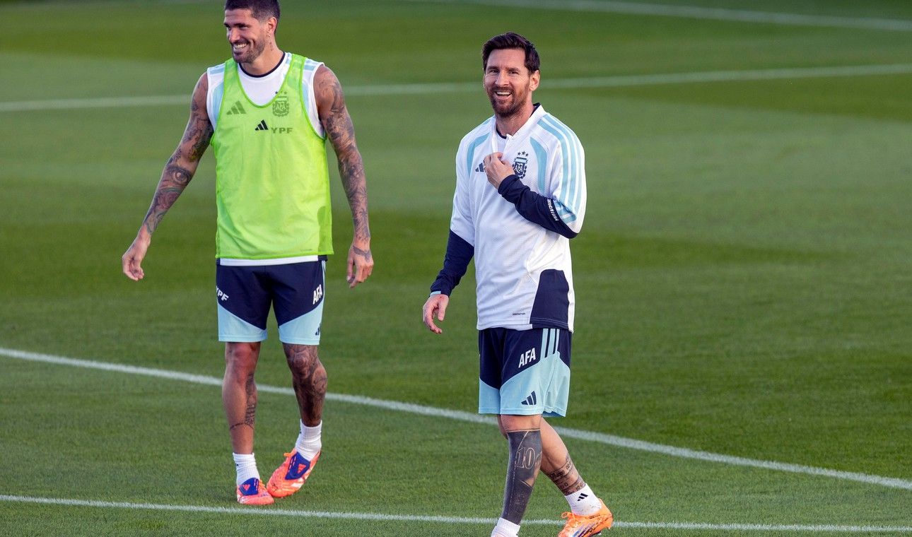 صحيفة أولي: ميسي سيعود إلى ميامي بعد المباراة الودية مع المنتخب الوطني للاستعداد لخوض التصفيات مع الفريق